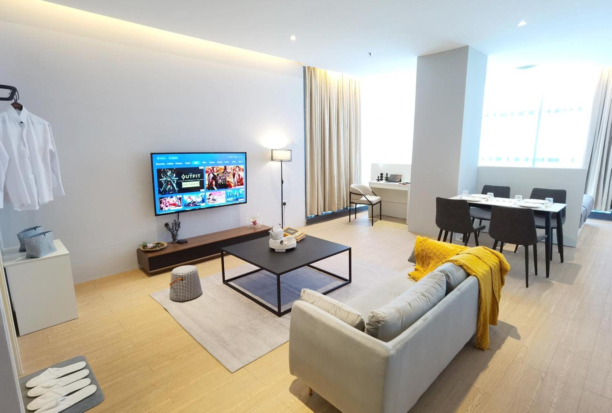 Weekly Monthly - Bangsar Trade Centre Vogue