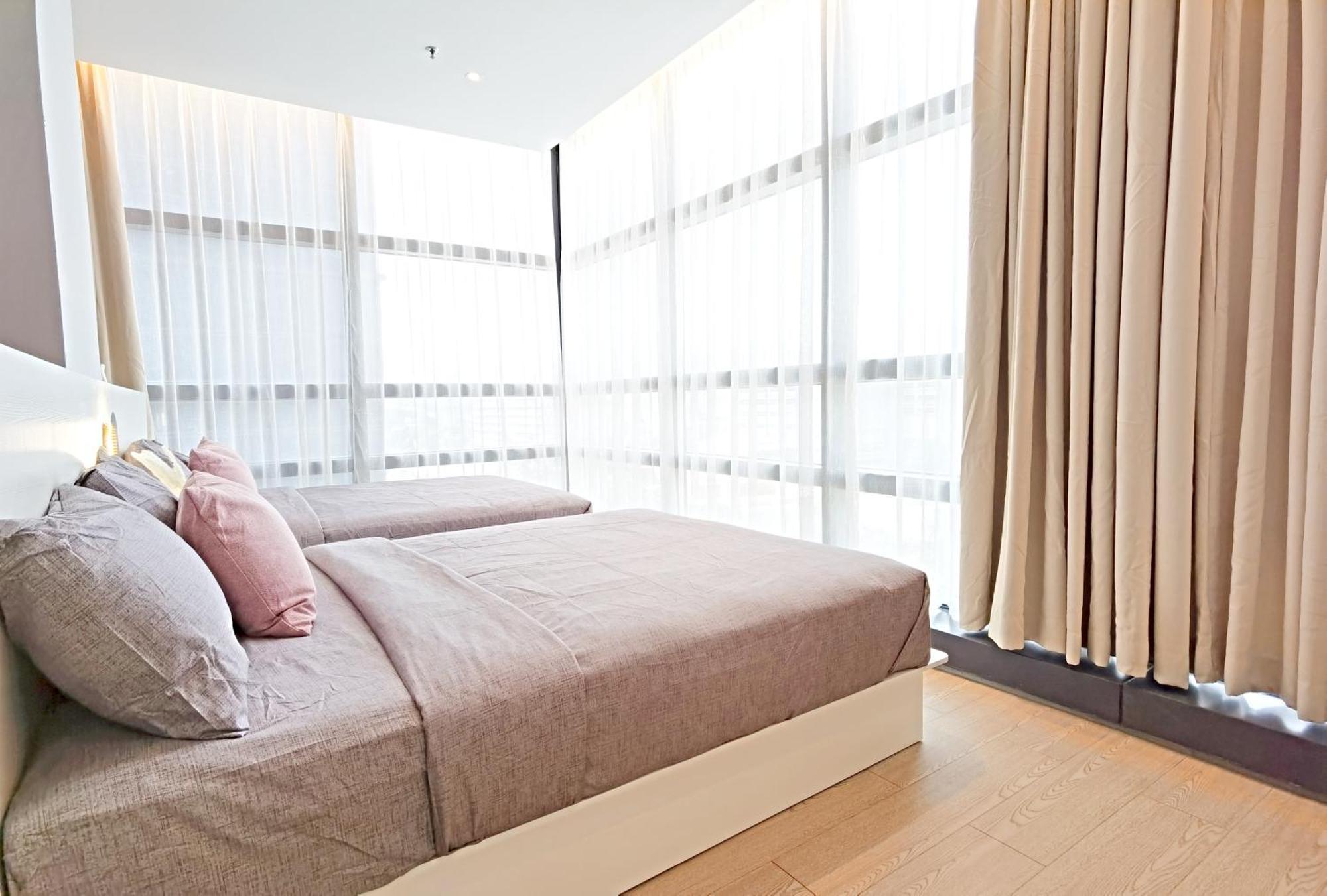 Weekly Monthly - Bangsar Trade Centre Vogue Pangsapuri Kuala Lumpur